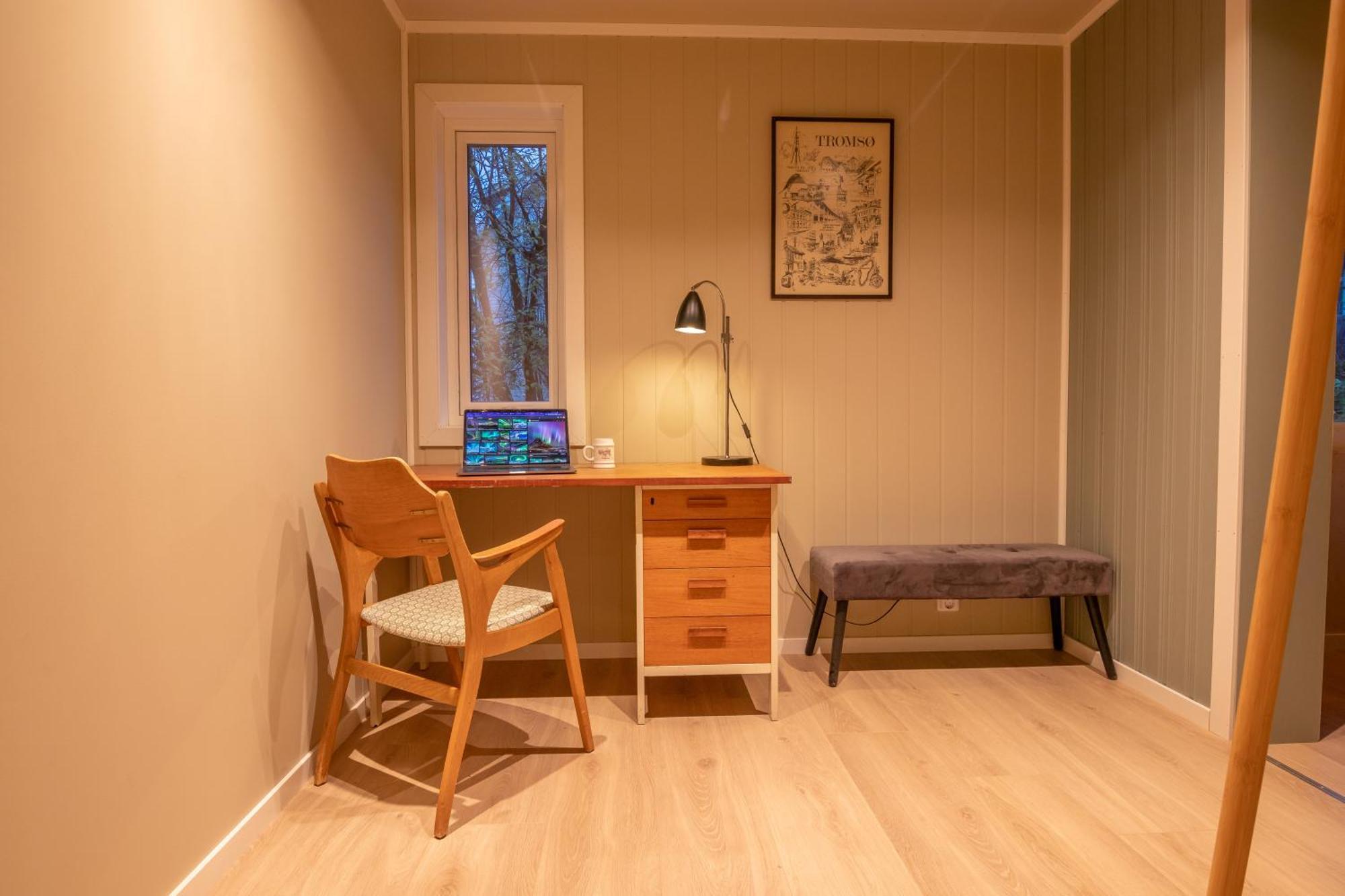 Cozy And Spacious Apartment In City Centre Tromsø Exteriör bild
