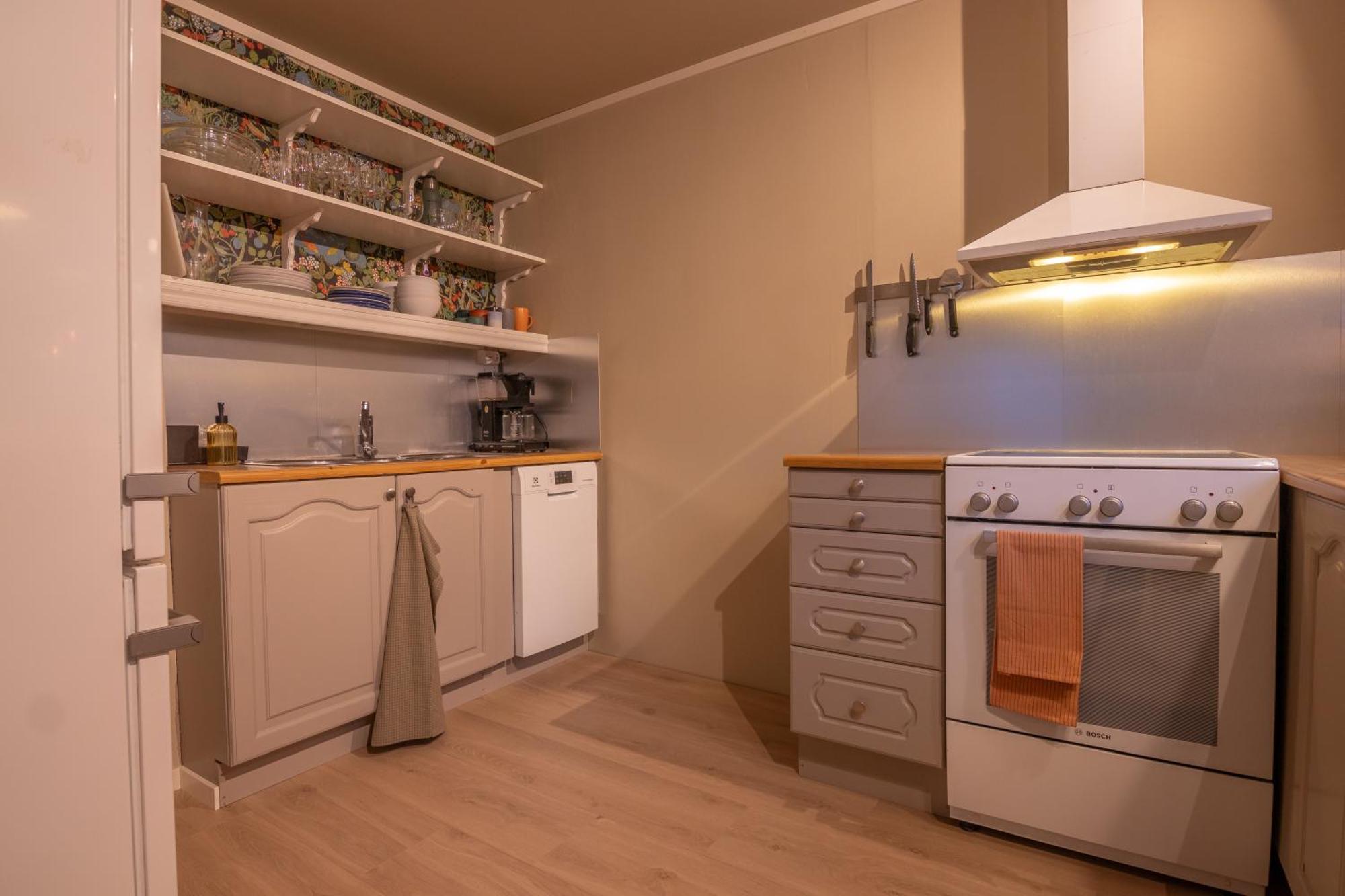 Cozy And Spacious Apartment In City Centre Tromsø Exteriör bild