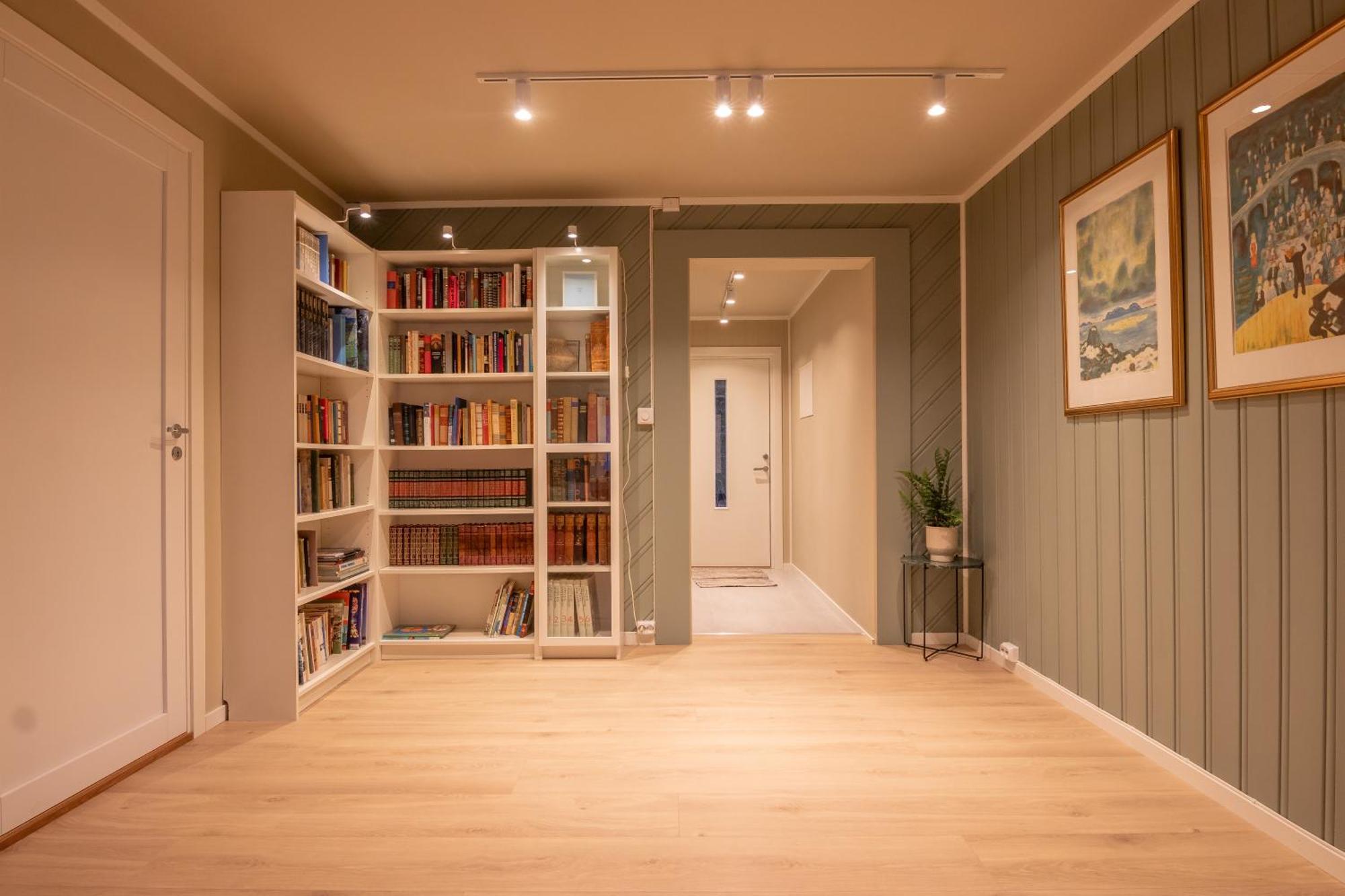 Cozy And Spacious Apartment In City Centre Tromsø Exteriör bild